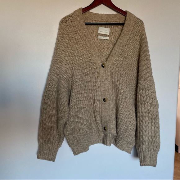 lauren manoogian grandma cardigan